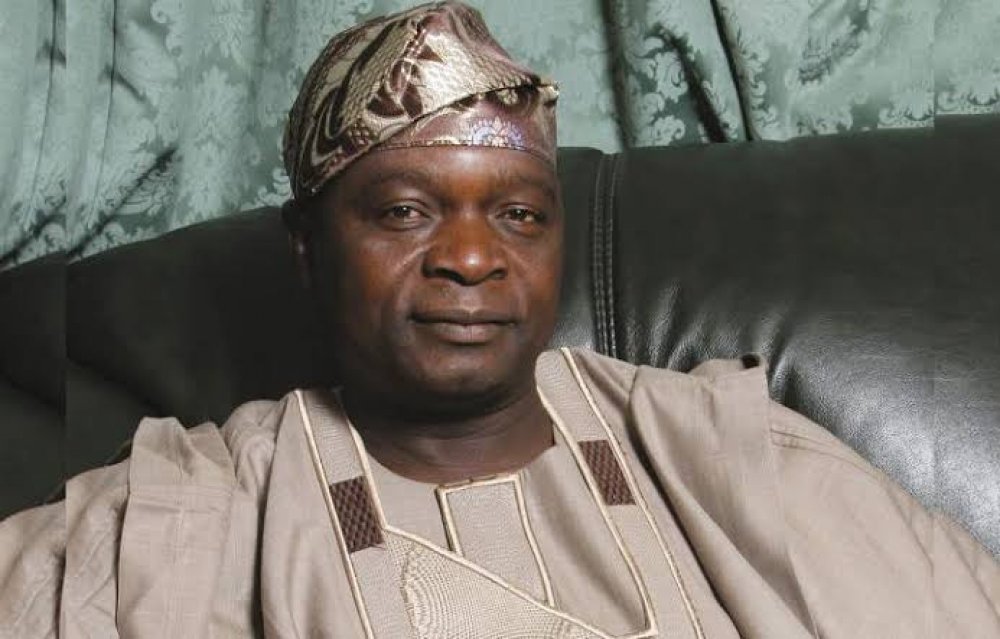 Former Osun Governor, Olagunsoye Oyinlola and his political 