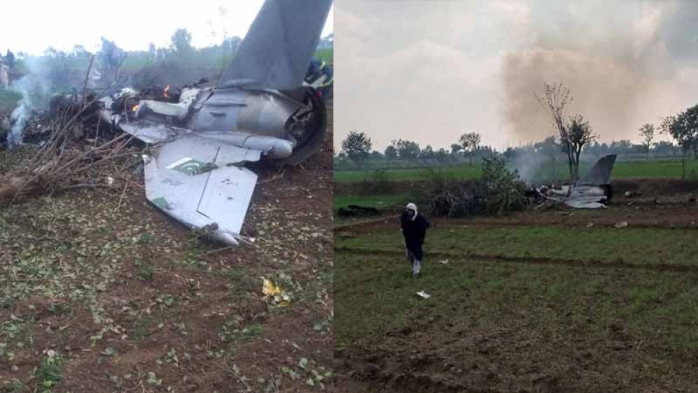 Pakistani Plane Crashes Into Residential Area