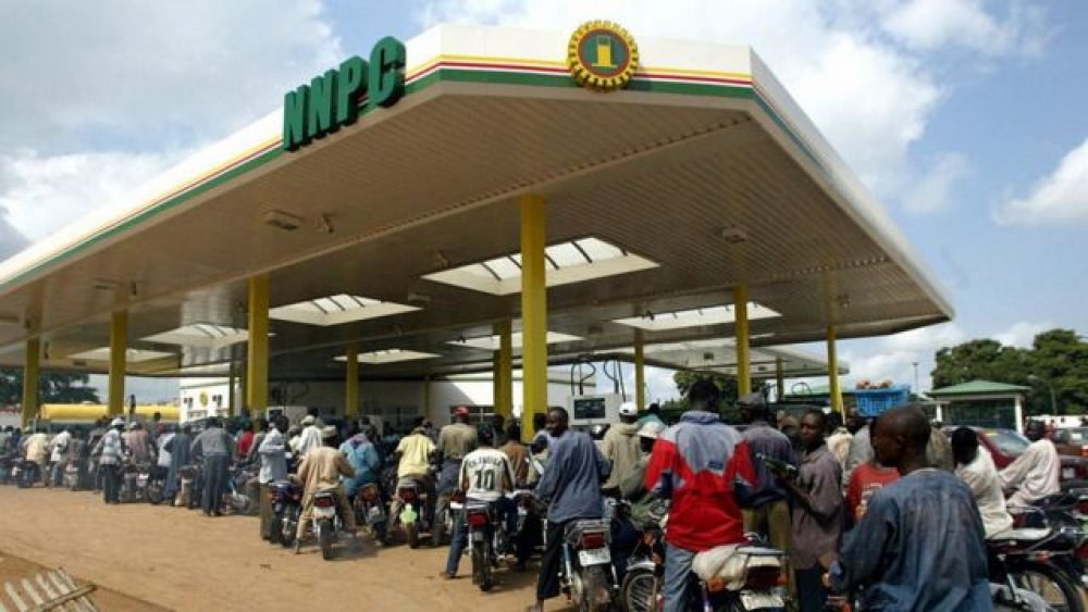 PPMC Fixes Ex-Depot Price for Petrol at N138.62 Per Litre  