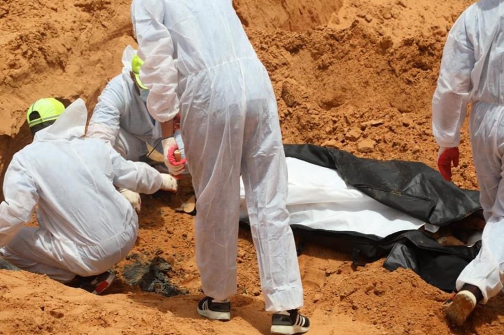 Libyan Authorities Recover 12 Bodies From Mass Graves
