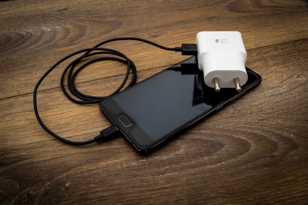 5 Ways To Make Your Phone Charge Faster