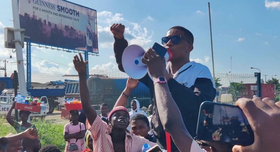 Small Doctor at the protest ground | Image Source: Pulse 