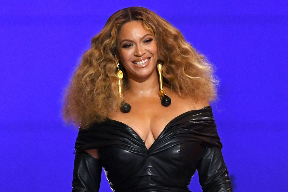 Beyonce Becomes Fifth Woman To Wear Famed 128.54 Carat Diamo